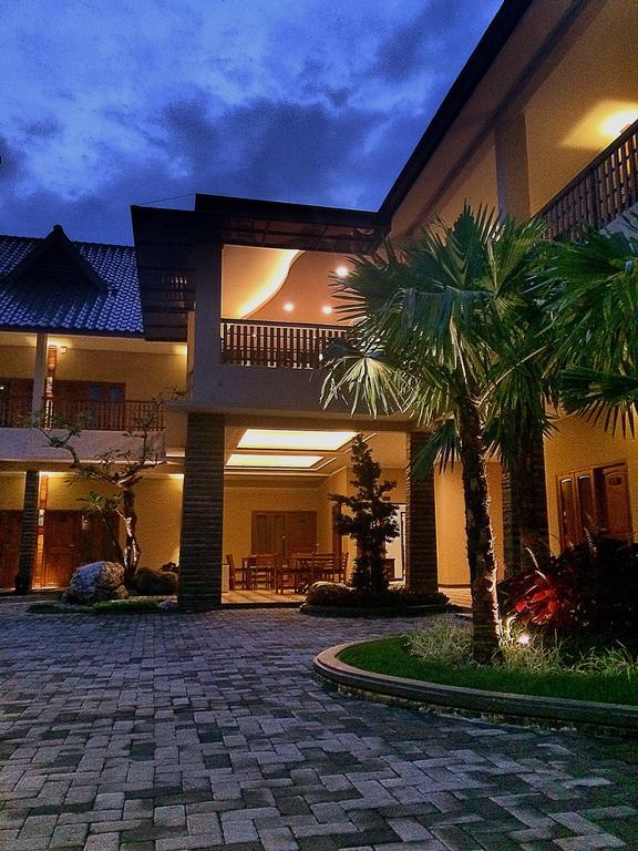 Syailendra Hotel Syariah Jepara Luaran gambar